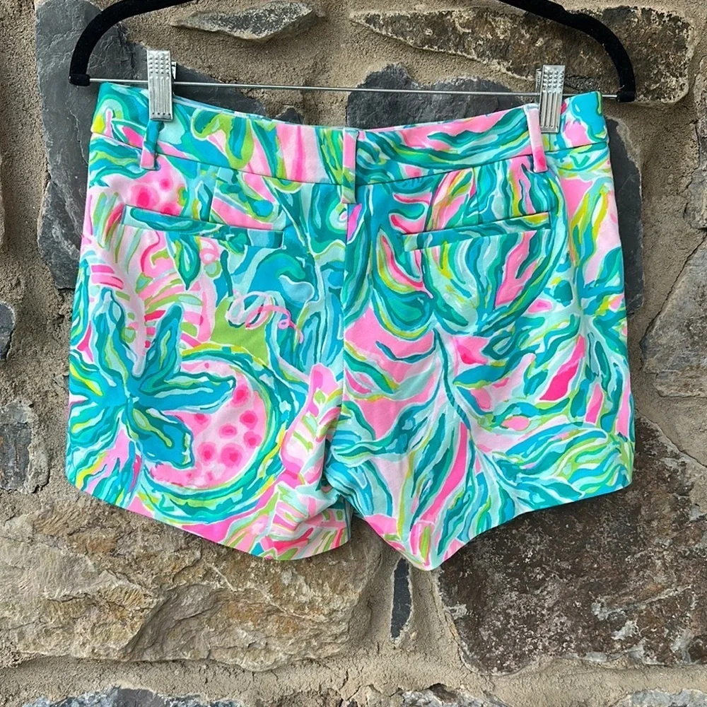 Lilly Pulitzer Callahan Shorts in One in A Melon Tropical Print Size 2